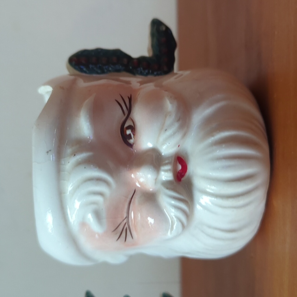 Vintage Small winking NOEL Santa Mug Set Made In Japan - Picture 6 of 17